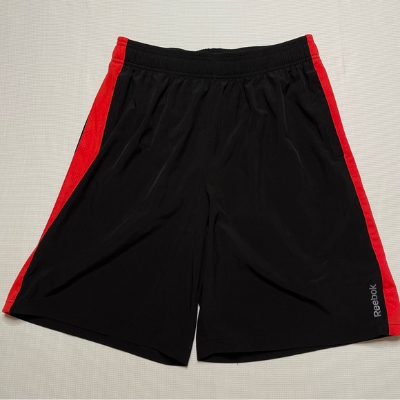 Mens black and red‎ Reebok basketball shorts size xlarge xl - Picture 1 of 5